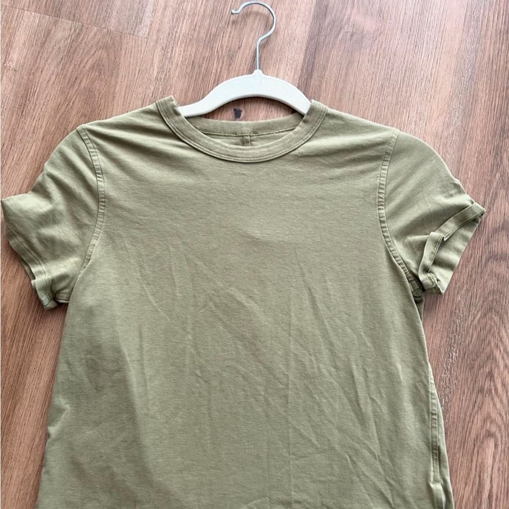 Lululemon Camo Tee